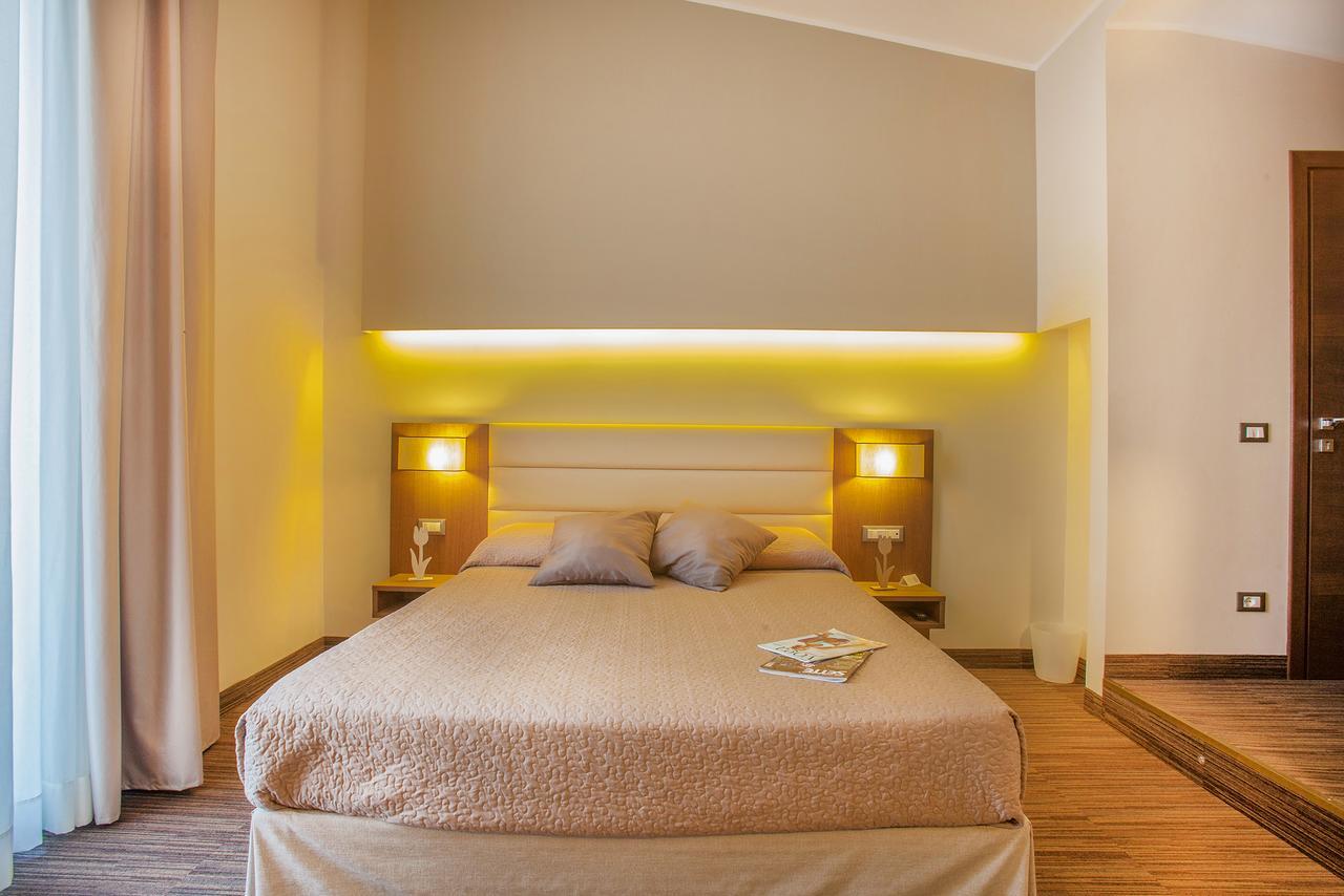 B&B Dimora San Felice Наполи Екстериор снимка