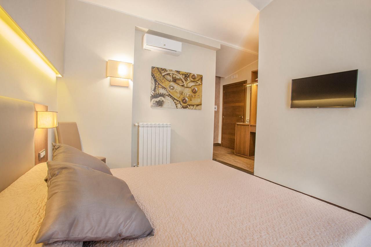 B&B Dimora San Felice Наполи Екстериор снимка
